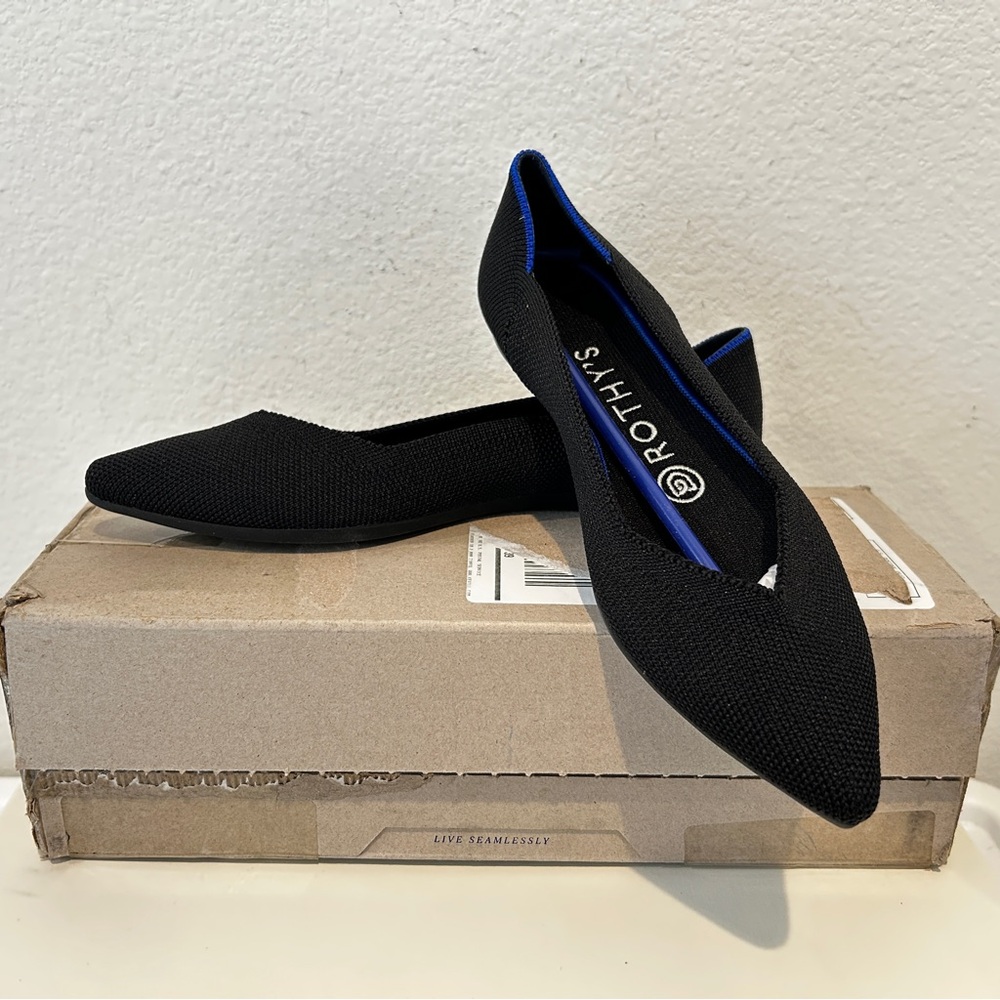 Rothy's The Point Flats in Black Solid, Size 6.5, New in Box